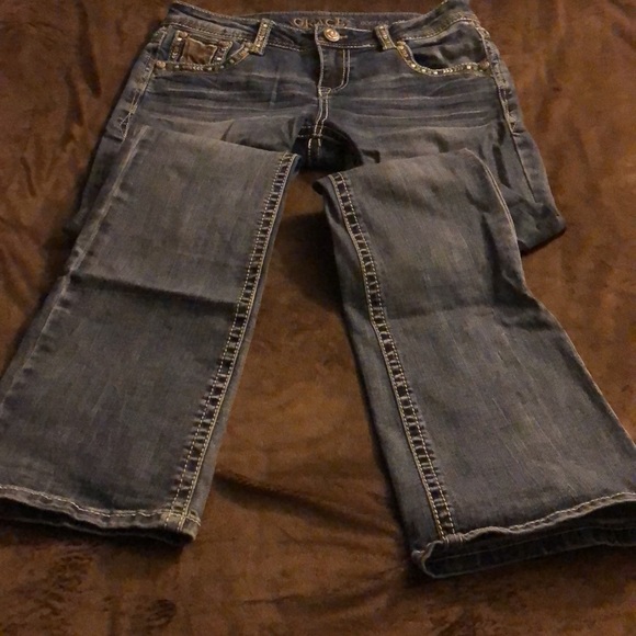 Real tree Grace in LA jeans - Picture 3 of 6